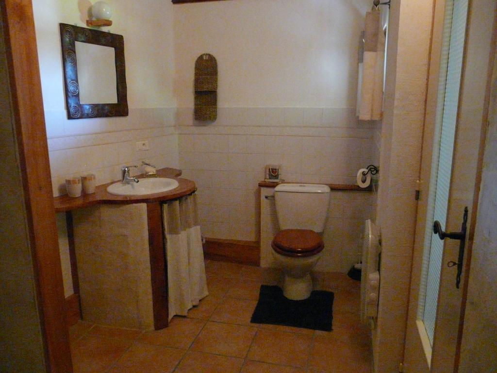 Chambre D'Hotes Grange De La Bastide 拉维西尔 外观 照片